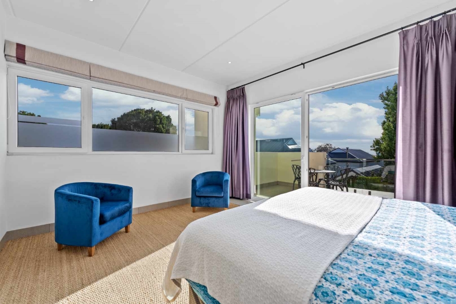 6 Bedroom Property for Sale in Claremont Upper Western Cape